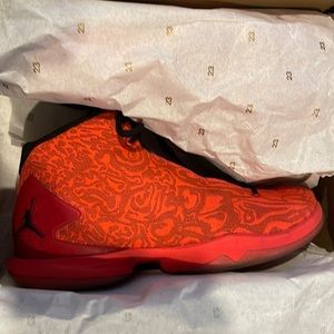 Orange Jordan’s super fly 4 JCTD